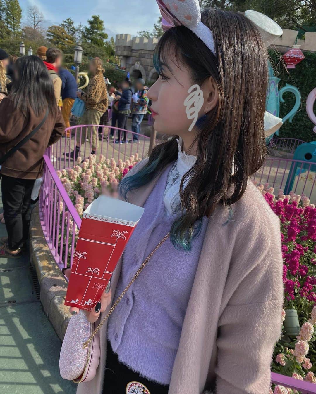 かれんのインスタグラム：「みんなの好きなででにーのキャラクターはだれ！！！！」