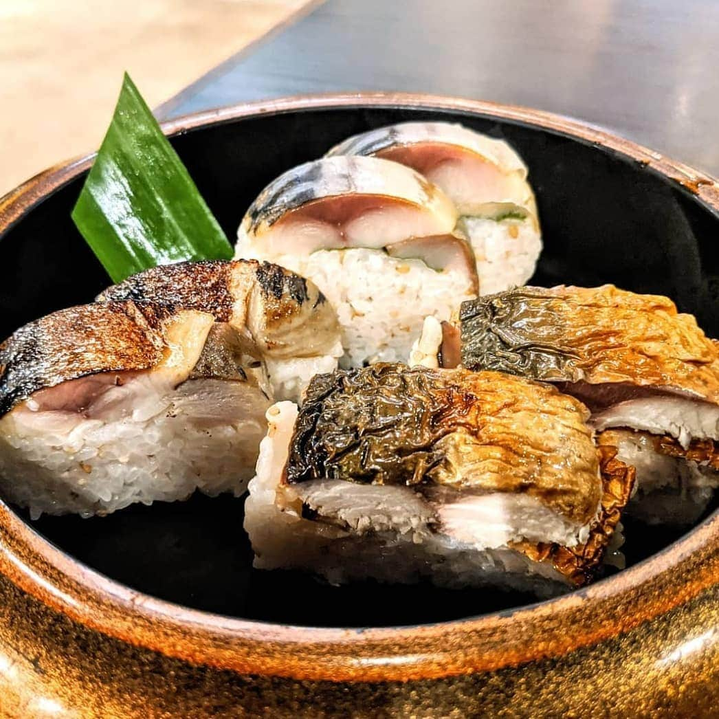 Japan Food Townさんのインスタグラム写真 - (Japan Food TownInstagram)「Do you have a special plan for Valentine's Day this year?  This year Valentine's Day is just around corner. Special, Lovely, Romantic day on 14th Feb.  Let's arrange lovely dinner at your favourite Japanese Restaurant in Japan Food Town. We recommend to make a reservation during Valentine's Day so check it out the contact number of each restaurant as follows link : www.japanfoodtown.sg/directory-2/  Make sure to have a table for your special day and have a wonderful Valentine's Day at Japan Food Town!  Japan Food Town is located at 435 Orchard Road, Wisma Atria Unit 04-39/54.  みなさん今年のバレンタインデーの計画はお済みですか？  さあ、今年もバレンタインデーが近づいて来ました。2月14日は素敵で、特別でロマンチックな日になるといいですね！  今年のバレンタインデーのディナーはJapan Food Townでお気に入りのレストランで美味しい日本食でお祝いしませんか？大好きなあの方も笑顔になれる事間違いなし！ 2月14日は混み合う事が予想されますので事前に各レストランに予約を入れて大切な日のテーブルは早めに確保して下さい。 各店のコンタクト先はこちらのリンクからご覧いただけます：www.japanfoodtown.sg/directory-2/  大好きな日本食で素敵なバレンタインデーをお過ごしくださいね！  Japan Food Townは435 Orchard Road, Wisma Atria Unit 04-39/54にあります。  #japanfoodtown #japanesfood #eatoutsg #sgeat #foodloversg #sgfoodporn #sgfoodsteps 　#instafoodsg #japanesefoodsg #foodsg #orchard #sgfood #foodstagram #singapore 　#wismaatria #valentinesday #valentine #lovelycouple」2月11日 15時31分 - japanfoodtown