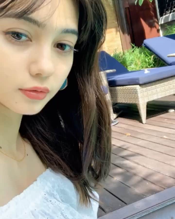 のインスタグラム：「🦜🎵🏝」