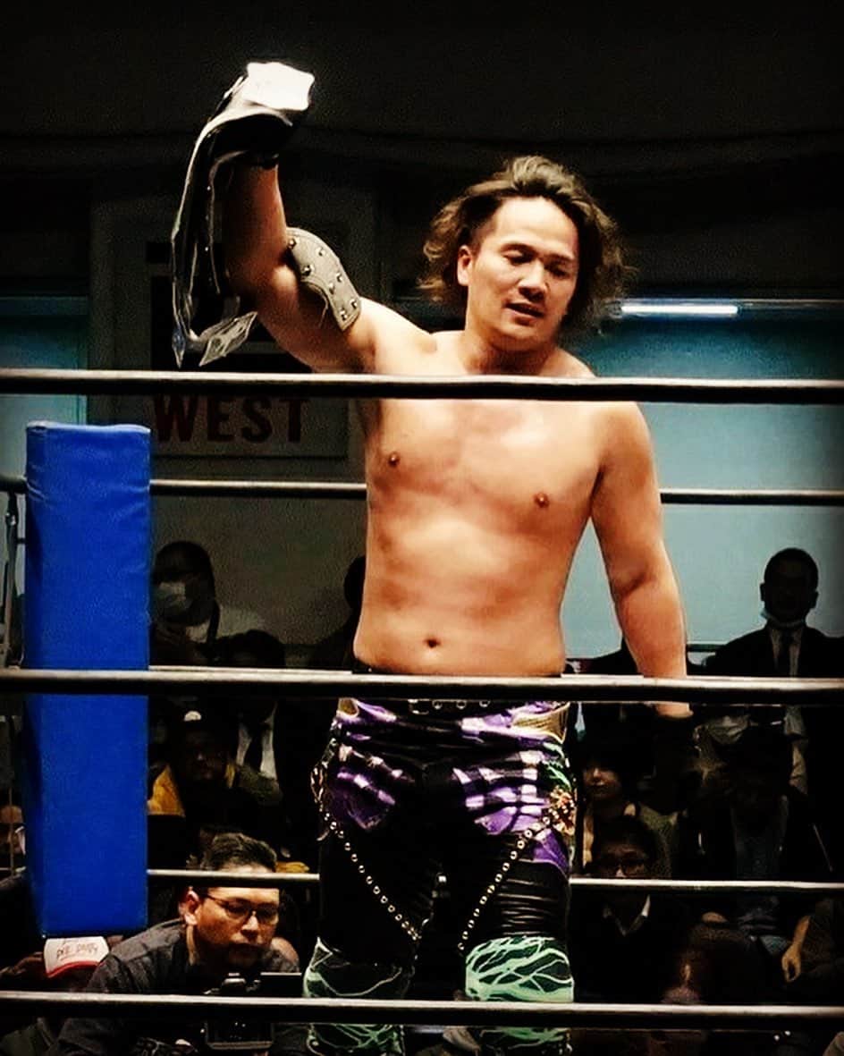 進祐哉のインスタグラム：「第35代UWAジュニア　🏆防衛🏆 ※写真提供ありがとうございます👏」