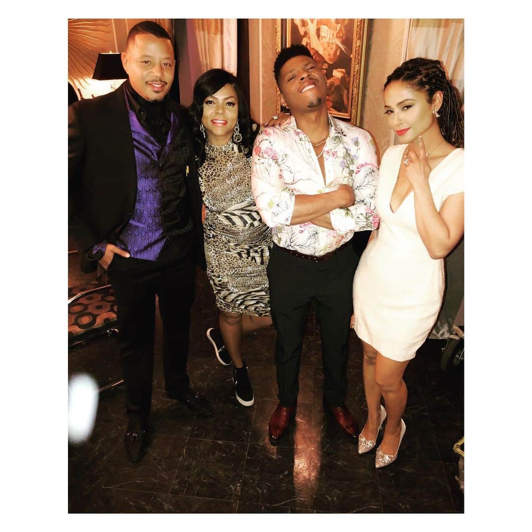 ジーン・トリプルホーンのインスタグラム：「COMING BACK SOON! 🔥🤞🌟💋 #empire returns on #fox #television #thelyons #cookie #drama #instagood」