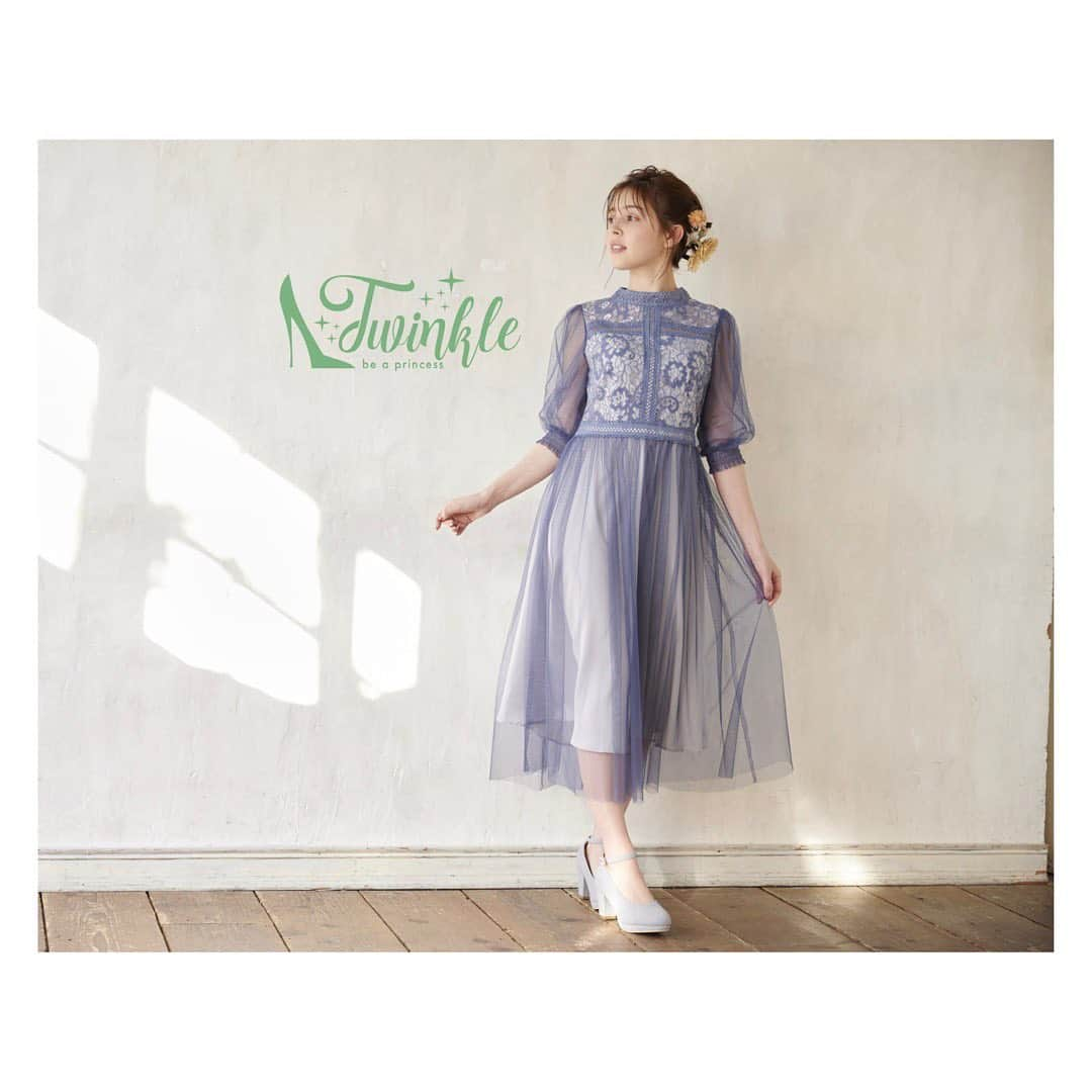 MAJESTICLEGONさんのインスタグラム写真 - (MAJESTICLEGONInstagram)「﻿ #dresscollection ♥﻿ ﻿ ﻿ Twinkle〜be a princess〜﻿ ﻿ いつもよりちょっと﻿ クラスアップしたおしゃれで﻿ オトナの仲間入り…💫﻿ 全ての女の子をPrincessにしてくれる﻿ majeのドレスたち✨﻿ ﻿ ﻿ 2月のDressテーマは﻿ “Early spring dress”🌹﻿ 様々なパーティシーンで﻿ クラスアップしたおしゃれを楽しんでね🎶﻿ ﻿ ﻿ #クロスレースチュールワンピース﻿ ¥10,000+tax﻿ ブルー/グリーン/ブラック﻿ ﻿ ﻿ 店頭には今週入荷✨﻿ オンラインストアには入荷済み✨﻿ プロフィールからオンラインストアをチェックしてね💕﻿ ﻿ ﻿ @majegirl_official @katouchan﻿ #MAJESTICLEGON#マジェスティックレゴン#加藤ナナ#新作#春#春コーデ#ガーリー#フェミニン#かわいい#おとなかわいい#instalike#instagood#ootd#インスタ映え#dress#ドレス#謝恩会#結婚式#お呼ばれ服#結婚式二次会」2月11日 18時40分 - majesticlegon_official