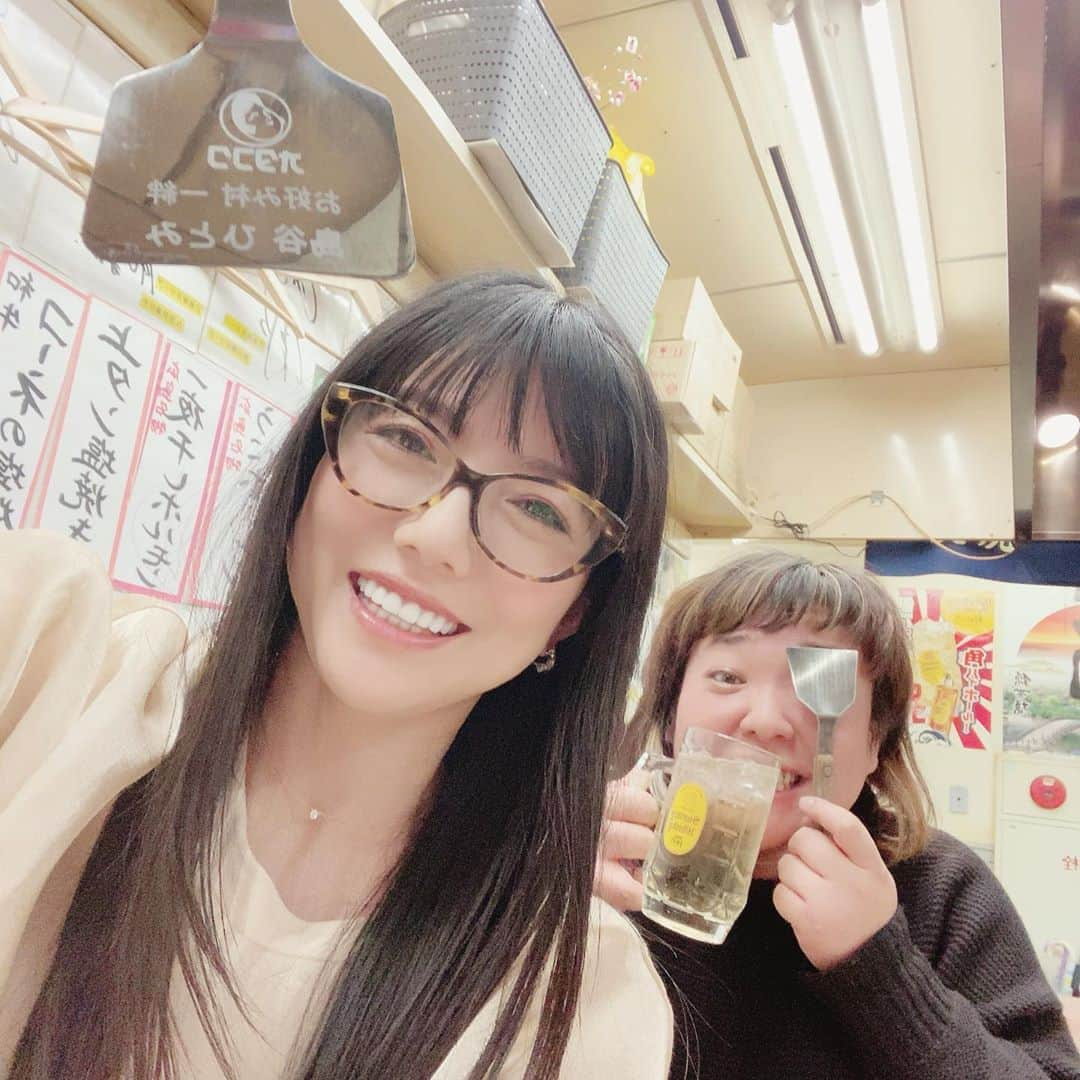 島谷ひとみさんのインスタグラム写真 - (島谷ひとみInstagram)「Myヘラを置いているお店🍴💜w  オーナーめっちゃいいやつ‼️ 街に連れ出しの刑🔗  #お好み焼き #一絆 #お好み村 #島谷ひとみ」2月11日 18時45分 - shimatani_hitomi_official