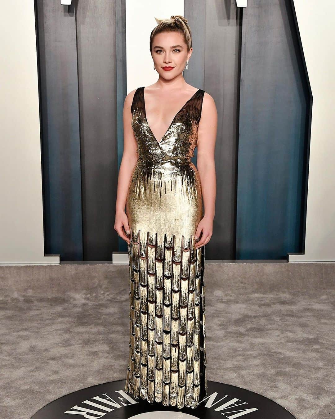 ルイ・ヴィトンさんのインスタグラム写真 - (ルイ・ヴィトンInstagram)「#FlorencePugh and #RileyKeough wore #LouisVuitton gowns by @nicolasghesquiere to the Vanity Fair #Oscars2020 Party.」2月11日 18時50分 - louisvuitton