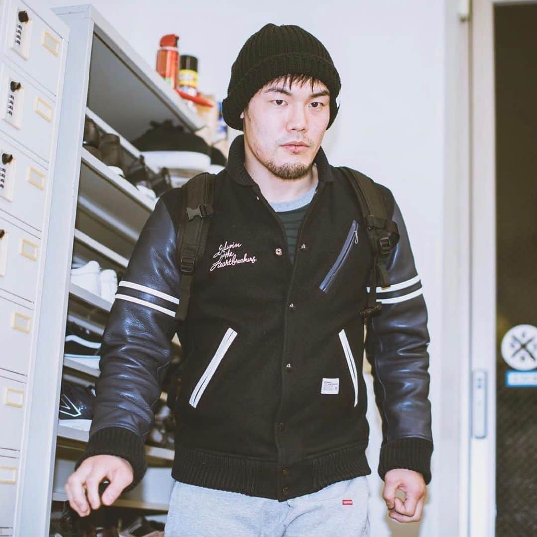 ベドウィンのインスタグラム：「Award Jacket styled by @tomoshigecdbjj ✨  photo by @k0nbayashi  #bedwinandtheheartbreakers #bedwin #bedwinsnap」
