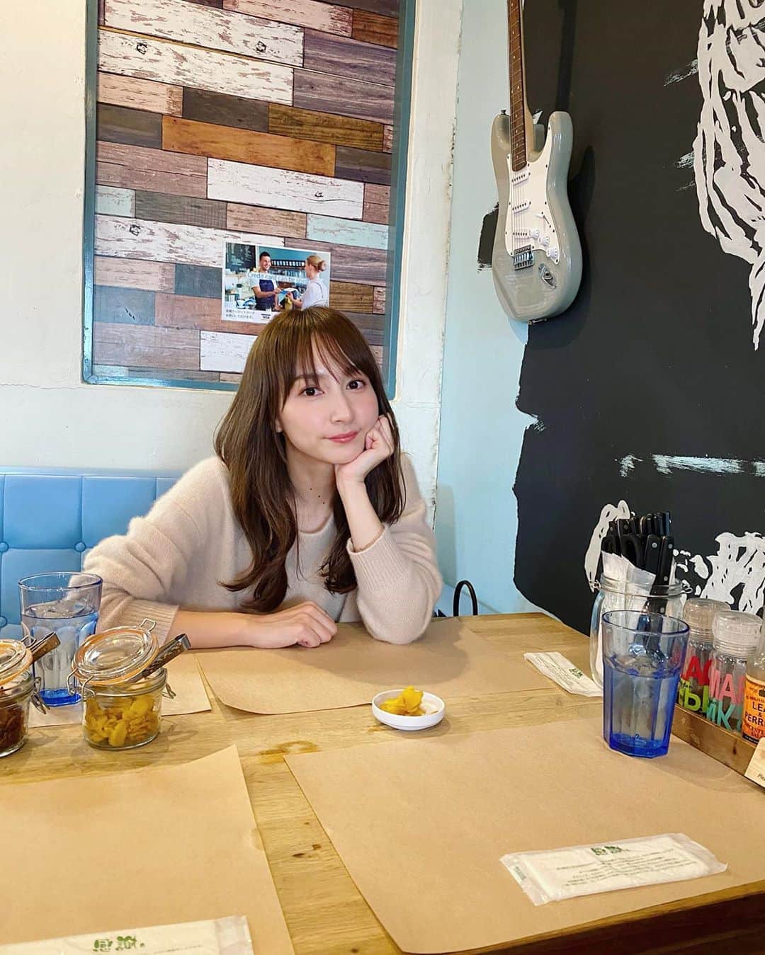 渕上彩夏のグルメインスタ