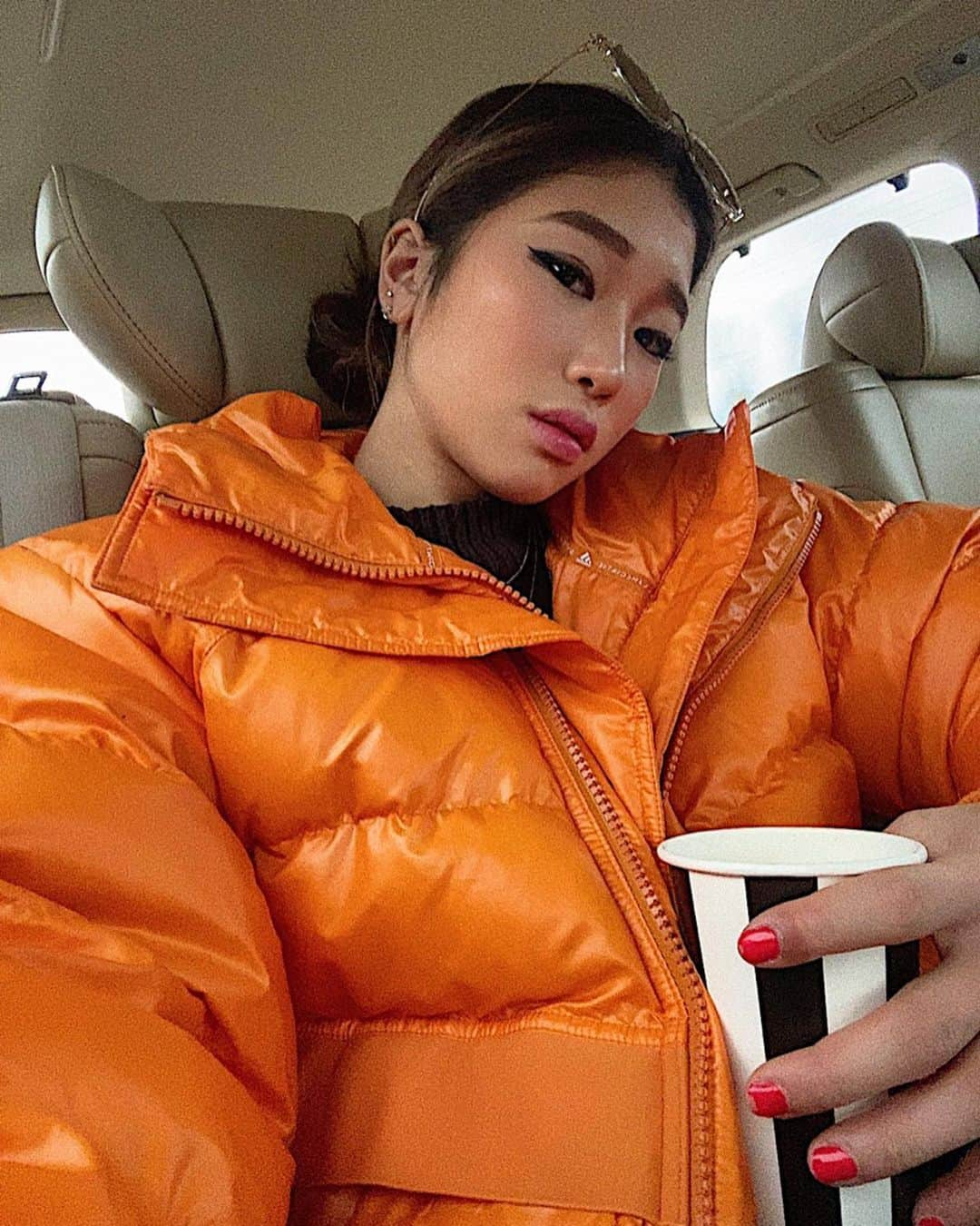 野中生萌さんのインスタグラム写真 - (野中生萌Instagram)「The best/cute down jacket perfect for a cold day 🍊🥕🍅🦐🔥🧡🟧🟧🟧」2月11日 20時04分 - nonaka_miho