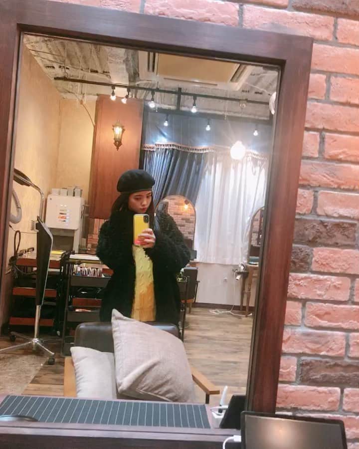 中山来未のインスタグラム：「ヘアメンテナンスでした📍 詳しく動画も撮ったので シェアしますね🥤 髪の毛のケアって本当に難しい カラーも沢山してアイロンもコテもたくさん当てるからやっぱり大事にしてあげないと。今回も井川さんにお願いしました🗼」