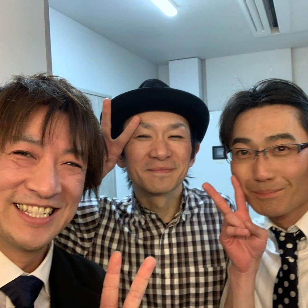 庭瀬幸一郎 さんのインスタグラム写真 - (庭瀬幸一郎 Instagram)「、 今日はライブ写真ゼロww 夜の部、皆んなに1週間早く誕生日をお祝いしてもらいました 、 お祝いされる歳でもないから 、 なんて言わず全力でありがとうをお伝えしたつもり 心から幸せでした 足を運んでくれたお客さんはもちろんのこと、来れなかったけど気にかけてくれてる皆んな、関係者、ミュージシャン仲間、そういう垣根無く繋がってくれてる人皆んなに感謝しかないです 、 6/20(土)@関内ホール 、 絶対成功させるで それしか恩を返す方法が分からない 絶対成功させるから みんなで楽しかったー！って 言い合おうね それこそ垣根無くね 、 まだまだ伸び代だらけのN.U.です♪ 頑張るぞー！ オー！！！ 、 #エヌユー #ありがとう #タカリンの仮装クオリティの高さ #写真無いけど #ミュージシャン生命を掛けた #宇田さんの仮装も凄かった #写真あっても #出せないけどww #まだまだ頑張るよ #長い1日お疲れ様でした #ホンマありがとう」2月11日 21時42分 - niwase_kouichirou