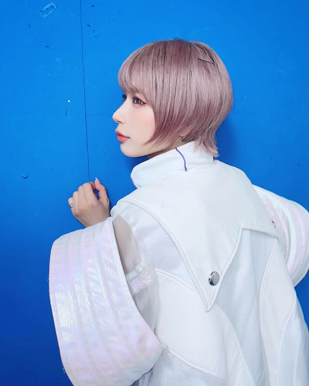 病夢やみいのインスタグラム：「寝癖封じのヘアピン。 #東京ぴこぴこフェス ありがとうございました。」