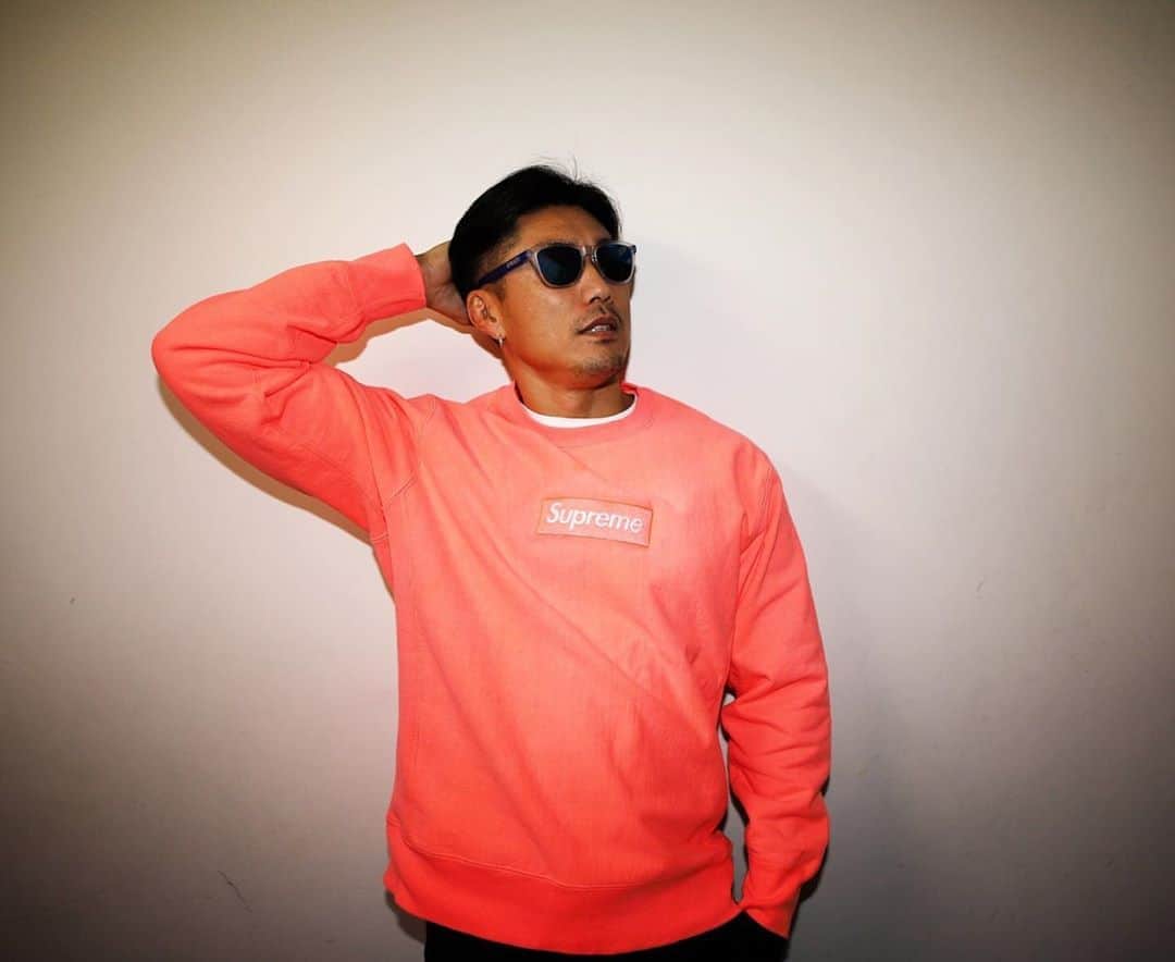 のインスタグラム：「うーん🧐どうしよっか 考え中👶  #summerstyleaward #ssa #fitness  #workout #training #bodymake  #サマースタイルアワード #サマスタ #フィットネス #ワークアウト #トレーニング #ボディメイク #fitness #腹筋 #workout  #fitnessstarjapan #fitness」