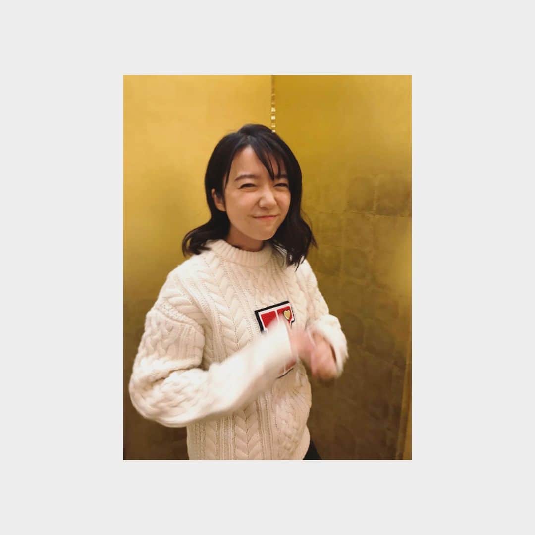 上白石萌音さんのインスタグラム写真 - (上白石萌音Instagram)「まもなく第５話！ またまた大きく動きます。 ところでこのセーターはなんなのでしょう。 各位、お見逃しなきよう☺︎ #恋つづ」2月11日 21時55分 - mone_kamishiraishi