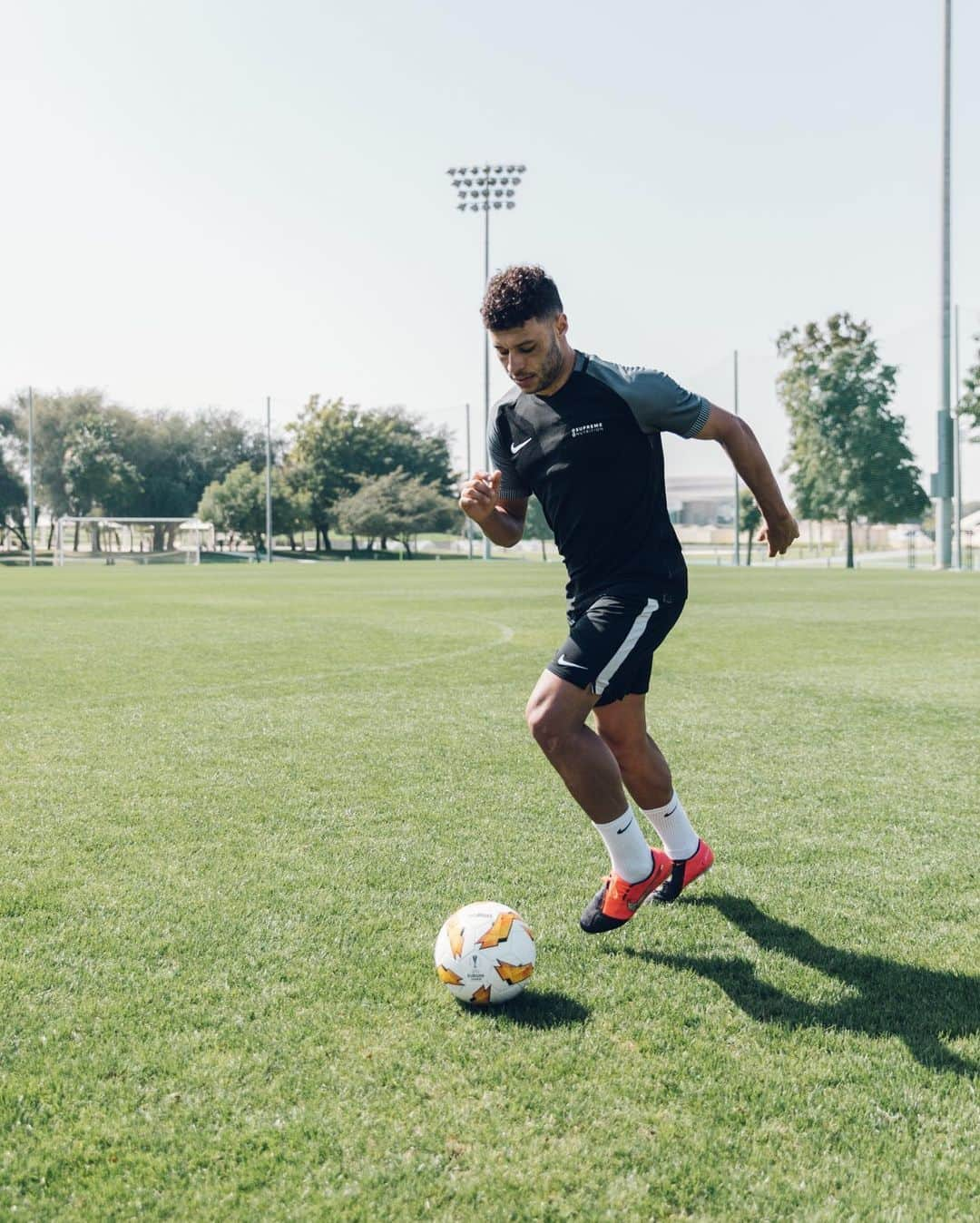 アレックス・チェンバレンさんのインスタグラム写真 - (アレックス・チェンバレンInstagram)「Winter break is definitely the one 👌🏽😅 enjoyed the time away and good to stay sharp with @gwijnaldum & @virgilvandijk out in Dubai⚡️Time to get back to it now and finish the season strong 💪🏽 #ynwa」2月11日 22時13分 - alexoxchamberlain