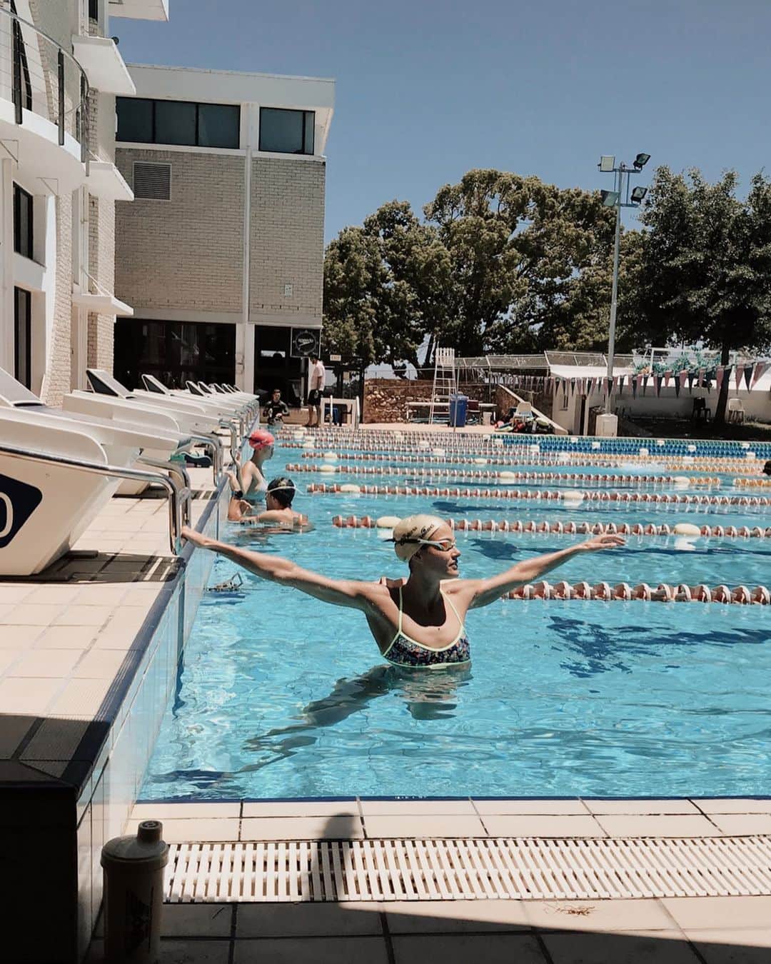 ズザンナ・ヤカボスさんのインスタグラム写真 - (ズザンナ・ヤカボスInstagram)「🌈 what’s your favorite way to relax? 🦦 . . . . . #swim #swimming #swimmer #sport #fit #training #practice #swimmingpool #water #swimmerslife #pooldeck #pool #getfit #getfitstayfit #healthylifestyle #bikini #swimwear #swimsuit #workout #workoutmotivation #workoutroutine #getitdone」2月12日 3時55分 - zsuzsubell