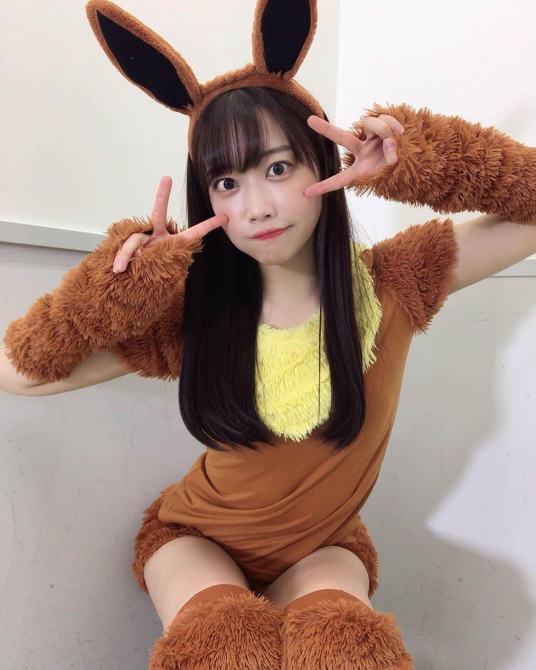 西井綾音のインスタグラム：「. 久々にイーブイもきたの！🐰 . . . . Please follow me 💓💓 . . . . . . . . #西井綾音 #イーブイ  #ふともも #コスプレ #コスプレイヤー #インスタグラビア #ポケモン擬人化  #アニメ好きな人と繋がりたい #ポケモン #コミケ #cosplay  #cosplaygirl #cosplayer  #pokemon #idol #animecosplay #kawaii #kawaiigirl  #coser #japanesegirl #model #anime  #lfl #likeforfollow #l4l #角色扮演  #粉我 #动漫 #코스프레 #性感」