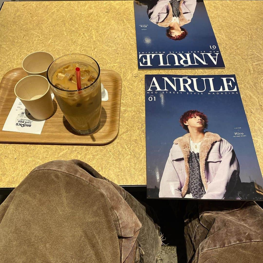 JULIANさんのインスタグラム写真 - (JULIANInstagram)「表参道のカフェでANRULE(@anrule_official ) 次号に向けた打ち合わせ☆ My job is fashion producer. ・fashion designer ・fashion stylist ・fashion product ・fashion event ●produce fashion magazine● ANRULE @anrule_official ※次号(Vol.02)プロジェクト進行中 御興味あるアパレルブランド様や各種企業様おられましたら DMより御連絡ください。 ◻️次号より広告代理店も募集したいと思っております。 広告代理店の方や広告代理店業務やりたい方がおられましたらDMよりご連絡ください。  #ANRULE #ファッション雑誌 #創刊号　#表紙　 #myfirststory #マイファス  #広告　#広告代理店　#募集 #企画　#イベント #広報　#プレス #ファッション　#ファッションコーデ  #ストリートファッション #ストリート系 #ストリート系ファッション  #ヘアスタイル #美容　#腕時計 #ファッションブランド　#アパレル #シルバーアクセサリー  #ファッションスタイリスト　#スタイリスト #ファッションプロデューサー  #モデル　#撮影　#撮影モデル」2月11日 22時57分 - julian_official_jp