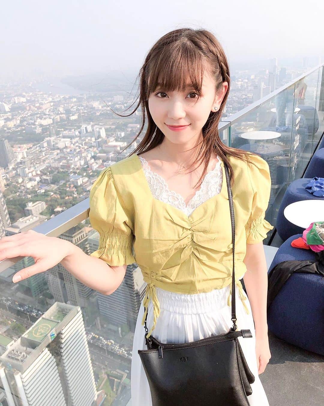 吉川千愛のインスタグラム：「おやすみ〜🤩﻿ ﻿ #thai﻿ #thailand ﻿ #タイ﻿ #バンコク﻿ #bangkok ﻿ #LinQ﻿ #吉川千愛﻿ #こんにちあ﻿ #あいんちゅ」
