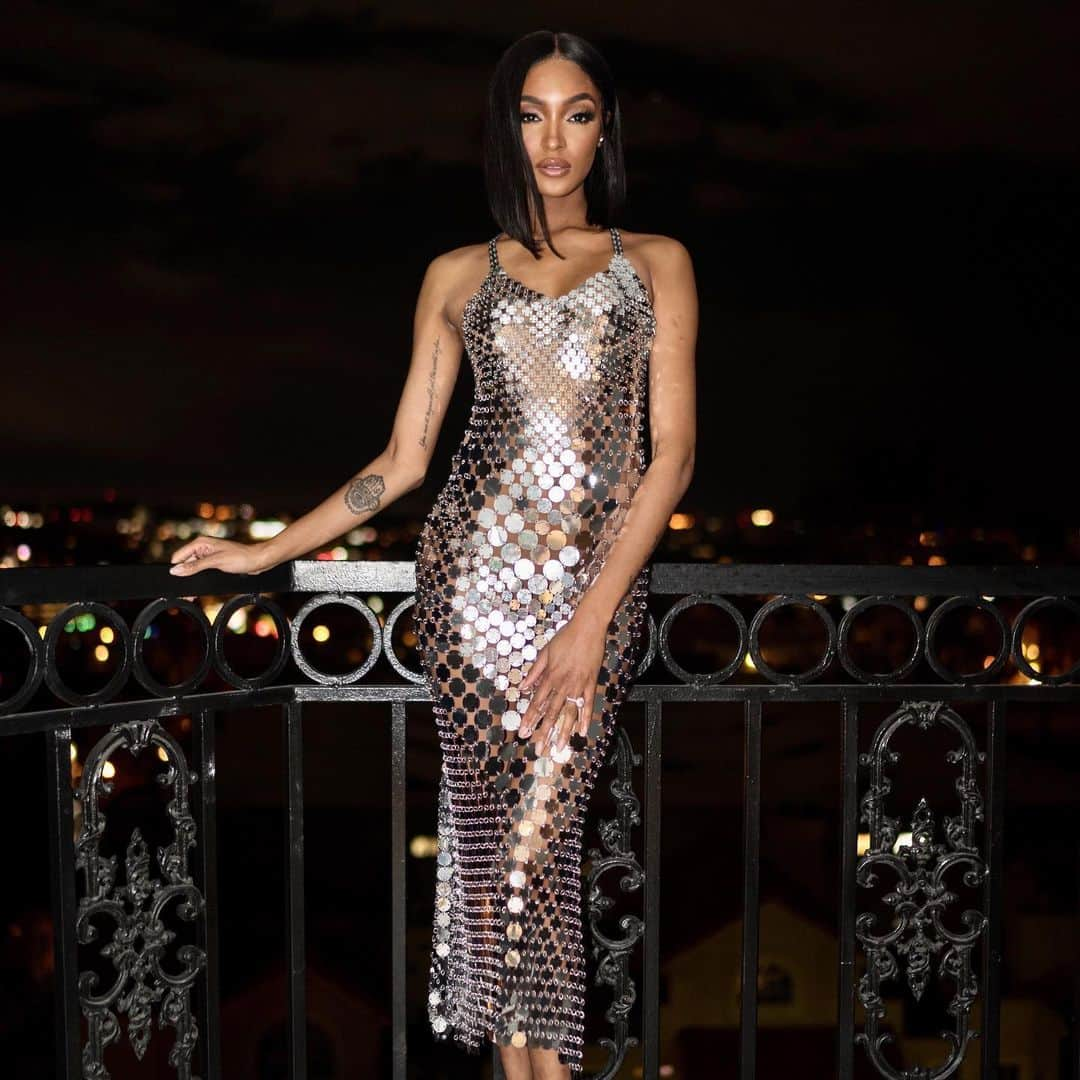 ジョーダン・ダンさんのインスタグラム写真 - (ジョーダン・ダンInstagram)「Wore sliver to the Gold party」2月12日 0時23分 - jourdandunn