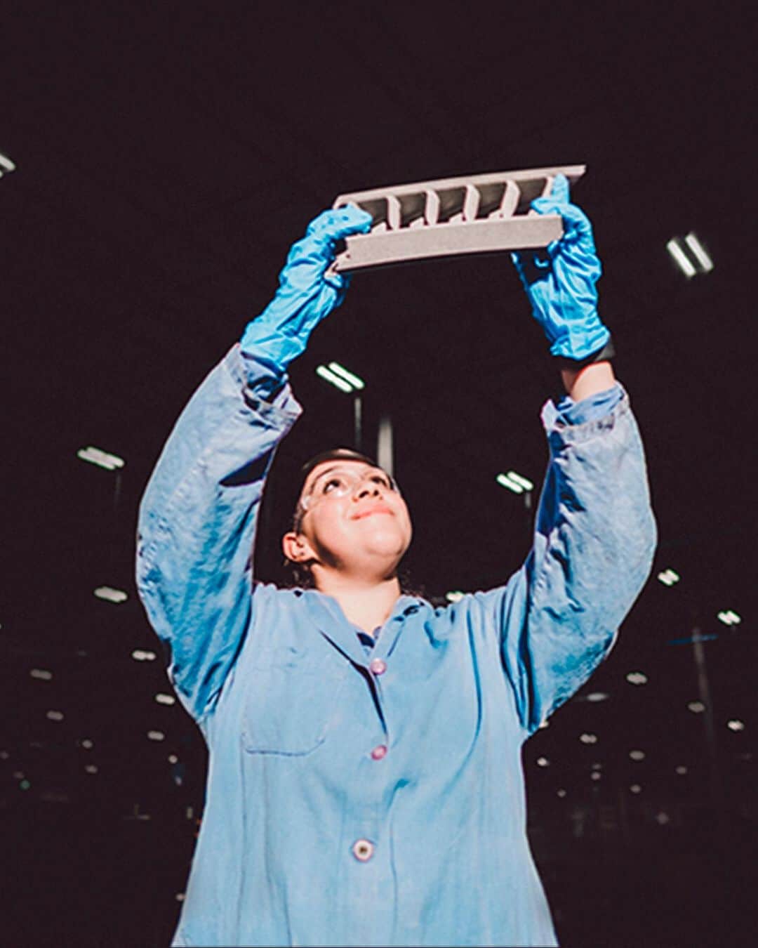 GeneralElectricのインスタグラム：「Today, we’re celebrating all the #WomenInScience who break down barriers to make real progress happen. Happy International Day of Women and Girls in Science 👩‍🔬」