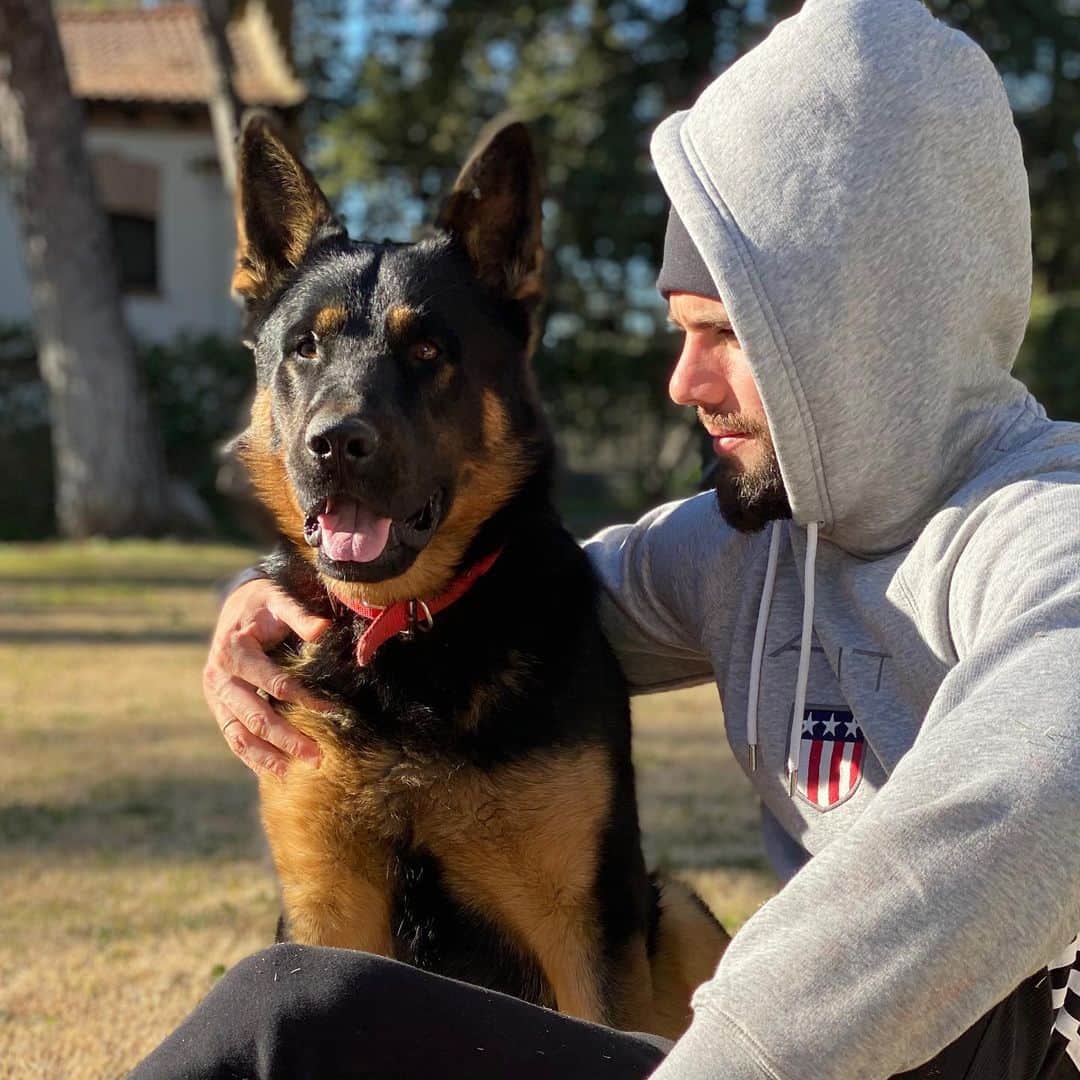 ホセ・イグナシオ・フェルナンデス・イグレシアスのインスタグラム：「LOBO 🐺」