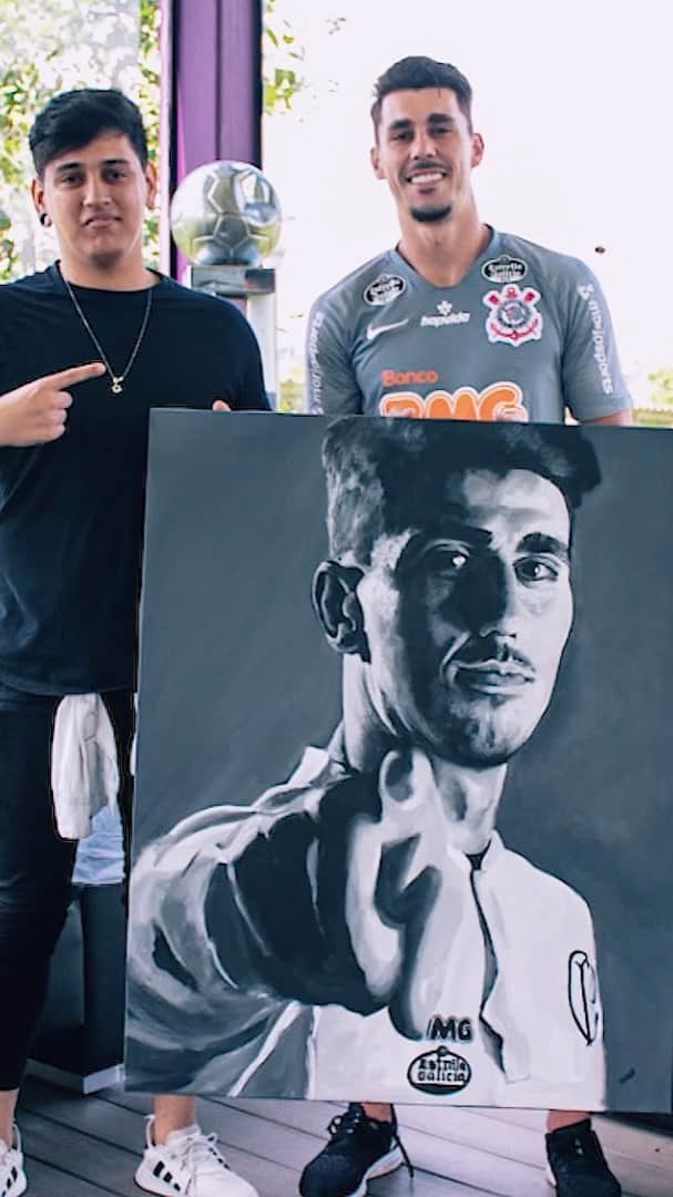 ダニーロ・フェルナンド・アベラールのインスタグラム