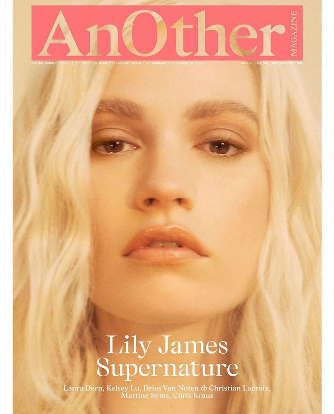リリー・ジェームズのインスタグラム