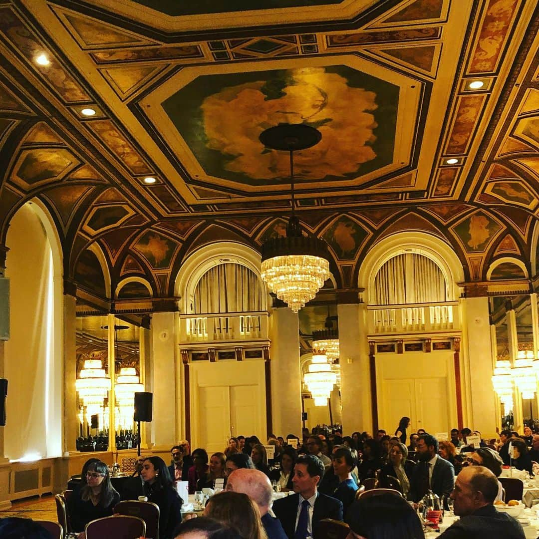 アイオン・ベイリーさんのインスタグラム写真 - (アイオン・ベイリーInstagram)「My friend and life partner inspired me today. In front of one of those ‘Who’s who’ of Toronto society events (Canadian Club), she spoke of the importance of radical inclusion, socio-economic equality in access to the arts, and also the importance of supporting  the next generation of artists in order to create a healthy eco-system for the city; At the Oscars,  Sigourney Weaver, Brie Larsen, and Gal Gidot spoke of  woman becoming or needing to be superheroes in their lives and I see it happening in front of me, yet it’s rather more simple, there are no spandex costumes or fantasy plot lines, just one foot in front of the next on the road to making a difference for what you love and care about, confronting your fear, and  speaking from the heart with the courage to stand by your convictions. To all woman who are making a difference in your community and this the world, a big fu king BRAVO to you! @weynimengesha @cdnclubto」2月12日 11時36分 - baileyeion