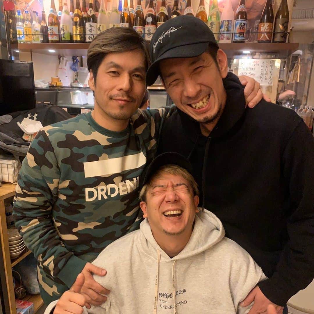 桜井誠のインスタグラム：「さんぶーーー！ ひとまずお疲れ様！！ これからも変わらず全力で応援するぜ！ #さんぶを全力で応援し隊 #ドラマー #ラブ #俺めっちゃ酔ってる顔」