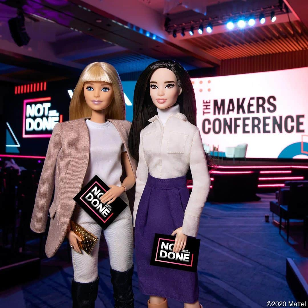 バービーさんのインスタグラム写真 - (バービーInstagram)「I’m on the ground at the @MAKERSWomen conference and feeling so inspired. You can join too, link to the livestream is in my bio, and see more in my Stories! 💫  #MAKERSConference #barbie #barbiestyle⁠」2月12日 12時32分 - barbiestyle