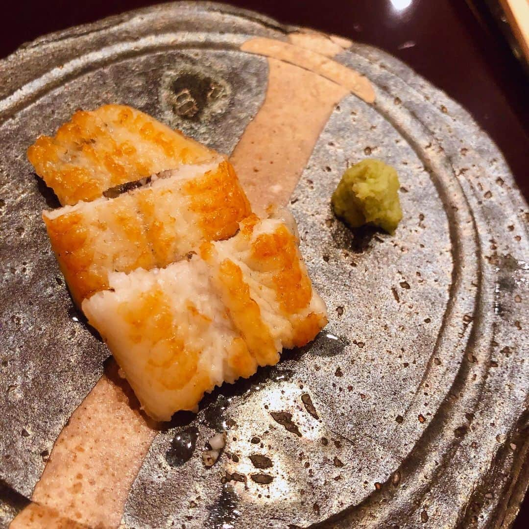 小林明実さんのインスタグラム写真 - (小林明実Instagram)「シンガポールで1番好きな お寿司屋さんだな🍣🍣✨ * * #singapore  #お寿司 #葵匠」2月12日 12時41分 - akemi.1177