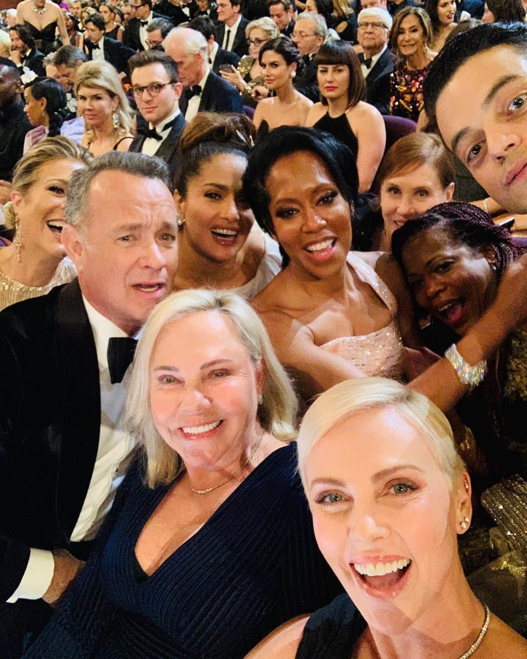 シャーリーズ・セロンさんのインスタグラム写真 - (シャーリーズ・セロンInstagram)「Good company. #Oscars2020」2月12日 6時49分 - charlizeafrica