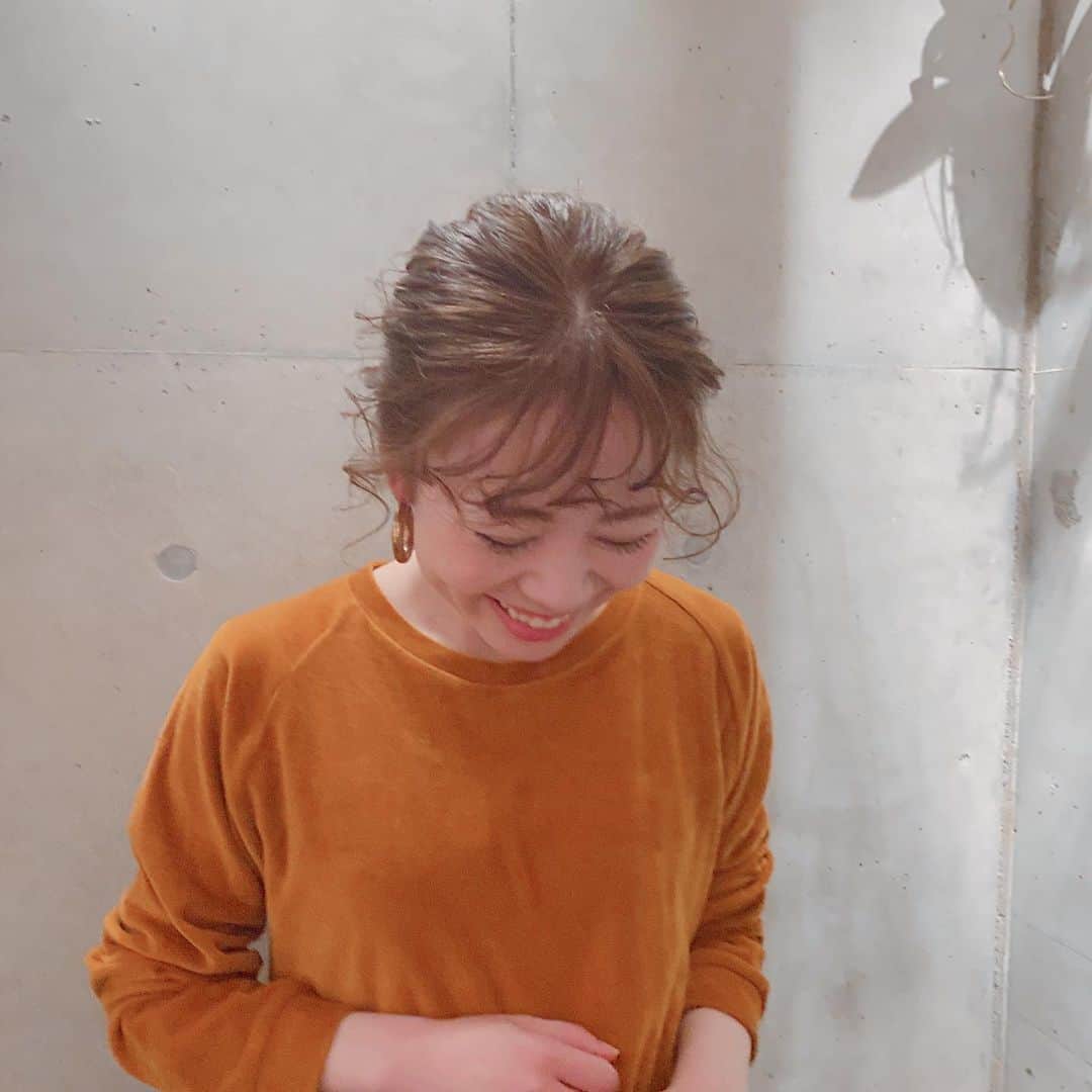 土田瑠美さんのインスタグラム写真 - (土田瑠美Instagram)「くるくる前髪新鮮でした♡ いつもありがとうございます✨」2月12日 10時00分 - ru0711