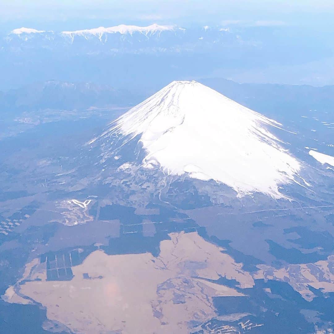 永島知洋さんのインスタグラム写真 - (永島知洋Instagram)「綺麗な富士山でした。 雪少なめっ！ やっぱ富士山だな。 #永島知洋 #富士山 #日本一 #雪少なめ」2月12日 10時03分 - tomohiro.nagashima