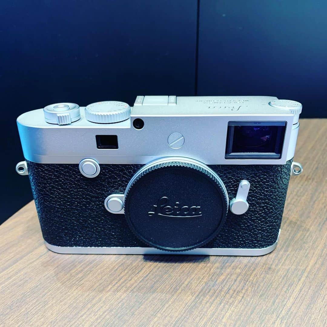Omotecho Style Storeさんのインスタグラム写真 - (Omotecho Style StoreInstagram)「LEICA M10-P M型カメラ史上最も静かなシャッターのモデルです。 シンプルでクラシックなカメラをお探しの お客様にピッタリです。 ¥980,000（税抜き） #ライカ #岡山#ライカm10」2月12日 11時23分 - omotechostylestore