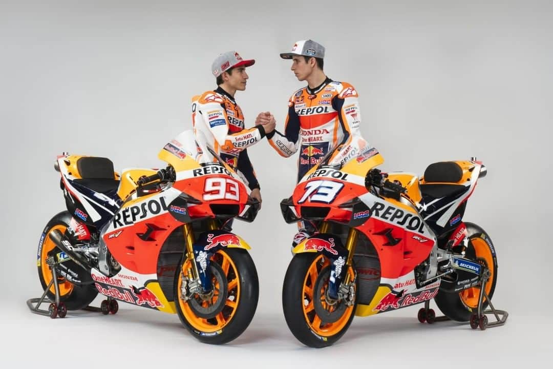 MotoGPさんのインスタグラム写真 - (MotoGPInstagram)「Presenting the 2020 @hrc_motogp line-up! 👊 2019 #Moto2 champion @alexmarquez73 joins reigning #MotoGP champion @marcmarquez93! 🏆🏆 #MM93 #AM73 #MotoGP #Motorsport #Motorcycle #Racing」2月12日 21時14分 - motogp