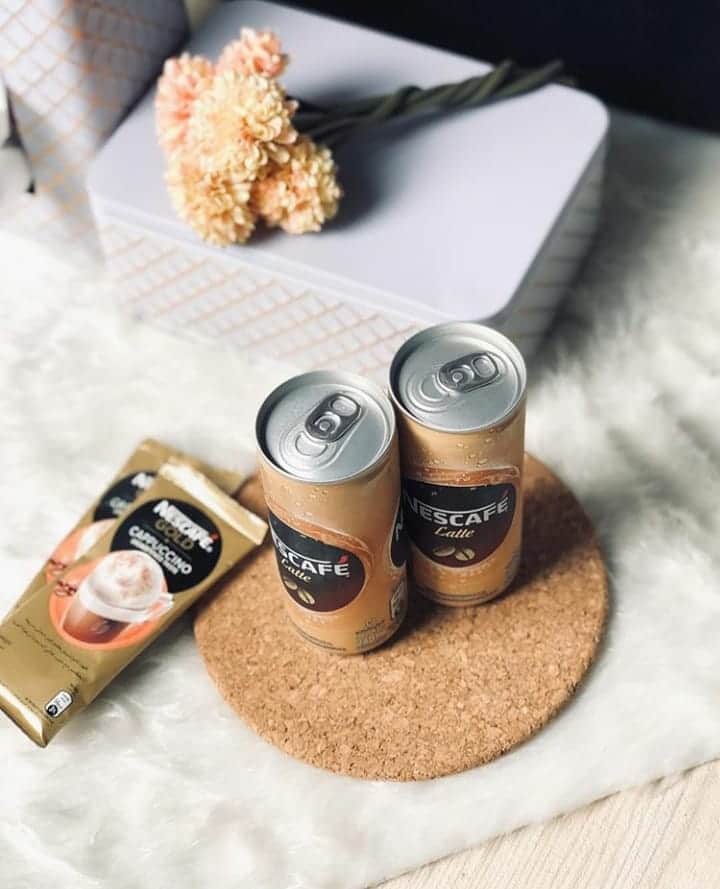 NESCAFEのインスタグラム：「The only thing better than a coffee... two coffees😁 Who's up for a coffee break? 📸 by @44.50.10  #coffeelovers #coffeetime #coffee #nescafe」