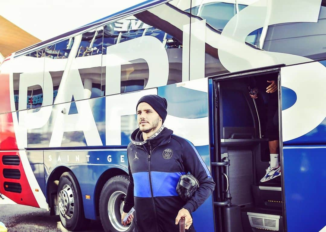 マウロ・イカルディさんのインスタグラム写真 - (マウロ・イカルディInstagram)「📍Dijon🛩 ❤️💙」2月12日 21時39分 - mauroicardi