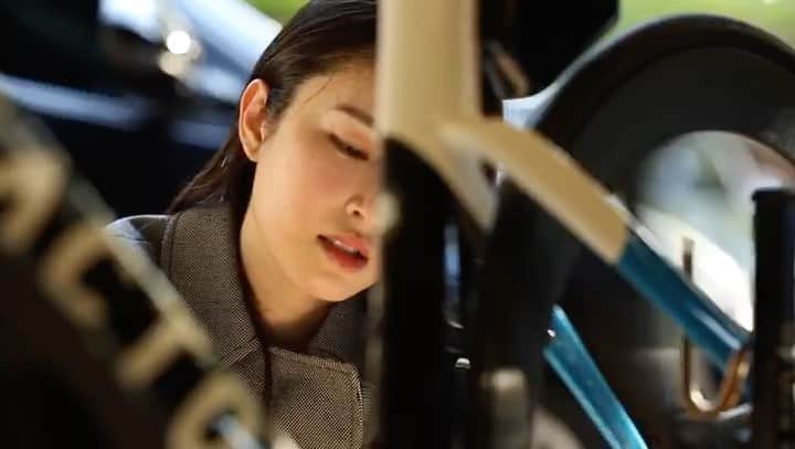 のインスタグラム：「❤... #LouisVuitton Be the first to view the new Spring-Summer 2020 Collection. See you at our shop or by appointment.」