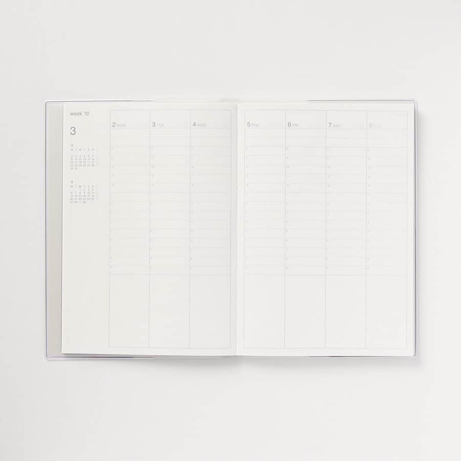 無印良品さんのインスタグラム写真 - (無印良品Instagram)「【新商品】スケジュール帳（2020年3月始まり） - 3月始まりのスケジュール帳が発売されました。 裏うつりしにくく、滑らかで書きやすい上質紙を使用しています。 マンスリーや時間軸付きのバーチカル、マンスリーウィークリーなど用途や好みに合わせて選べます。 - #無印良品 #MUJI #スケジュールノート #スケジュール帳 #手帳 #スケジュール管理 #マンスリーノート #マンスリー手帳 #ウィークリー手帳 #バーチカル #バーチカル手帳 #月曜始まり #日曜始まり #スケジュール」2月12日 15時00分 - muji_global