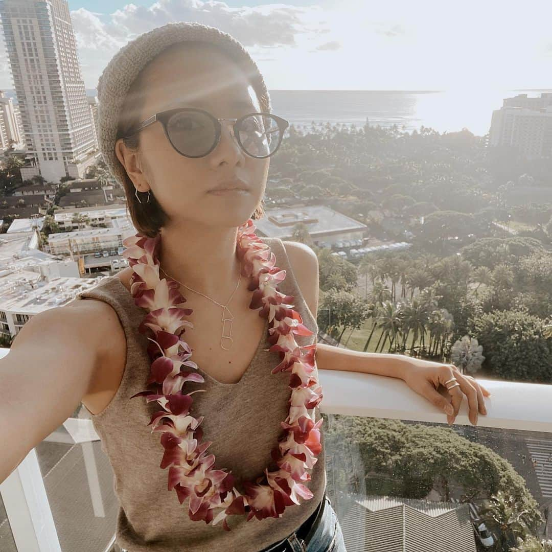 Aya（高本彩）さんのインスタグラム写真 - (Aya（高本彩）Instagram)「Hawaii❤︎ #レイもらった #Hawaii#waikiki#honolulu#hawaiianday#」2月12日 16時25分 - aya_dream04