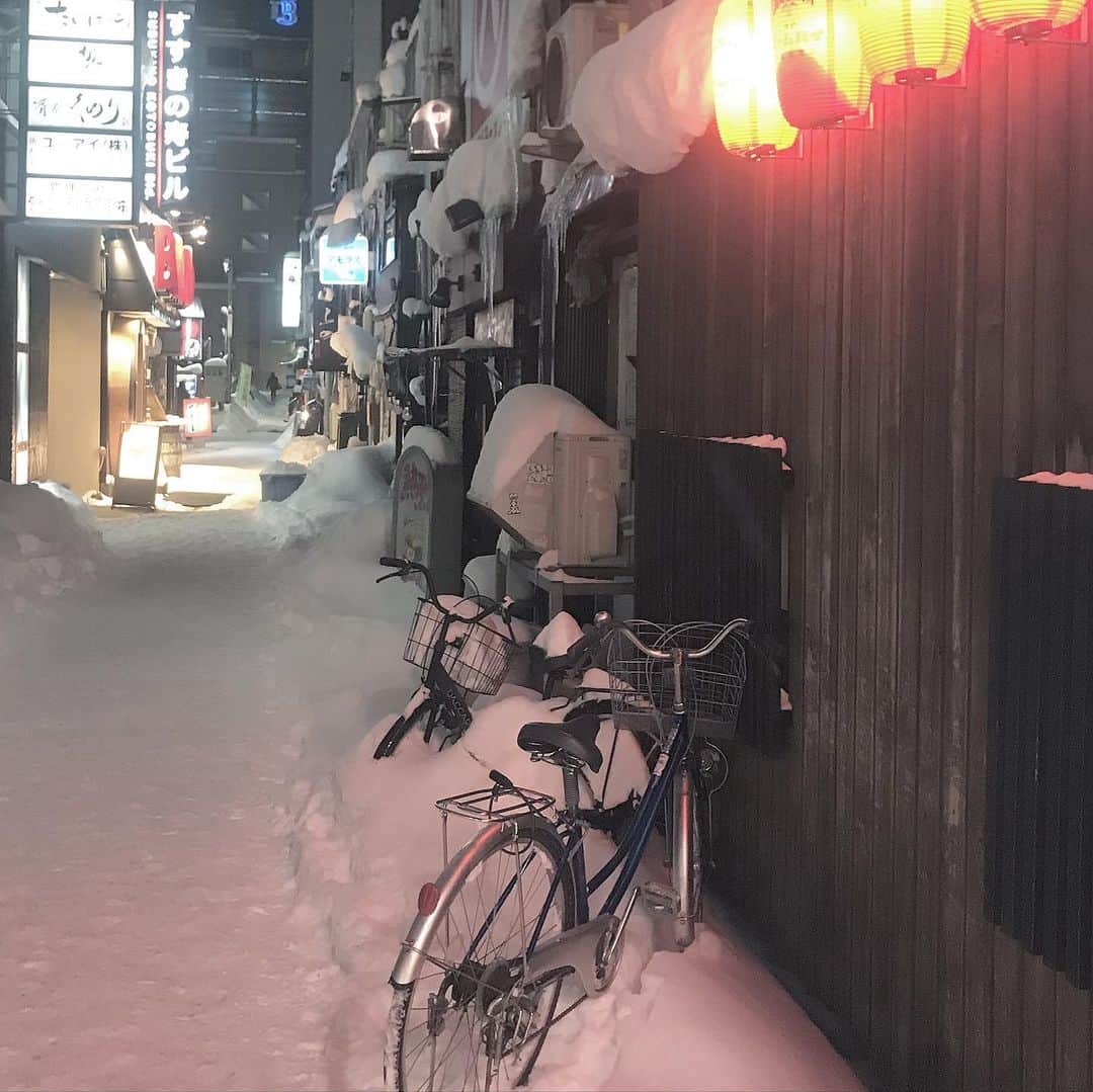 デボちゃんさんのインスタグラム写真 - (デボちゃんInstagram)「삿포로의 자전거🚲❄️ 札幌の自転車🚲❄️ #삿포로#누군가의 #자전거#분위기 #札幌#誰かの#自転車#雰囲気」2月12日 16時46分 - debochan1234