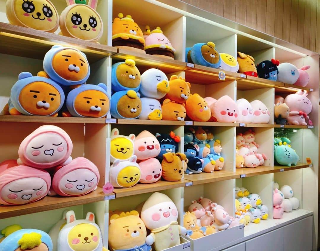 とぎもちさんのインスタグラム写真 とぎもちinstagram 韓国ごはん カカオフレンズショップ 可愛いカカオフレンズの ぬいぐるみやグッズがいっぱい 個人的に 子どもカカオフレンズが好き 今年子年だから チーズとコラボのカカオ