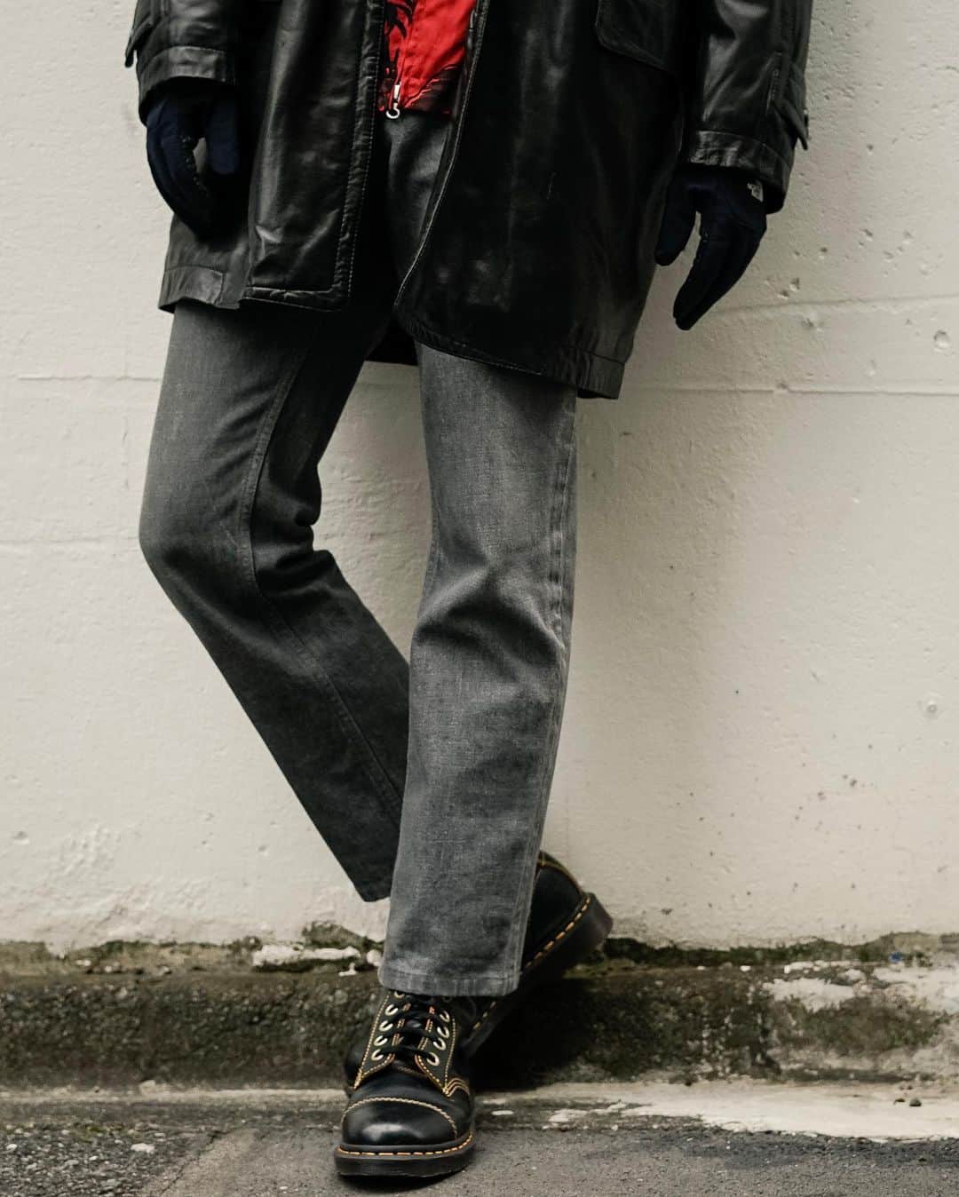 Fashionsnap.comさんのインスタグラム写真 - (Fashionsnap.comInstagram)「【#スナップ_fs】 Name 伊藤千浩  Jacket #vintage Shirt #NOMAtd Pants #HELMUTLANG Shoes #DrMartens Gloves #THENORTHFACE  #fashionsnap #fashionsnap_men」2月12日 17時14分 - fashionsnapcom