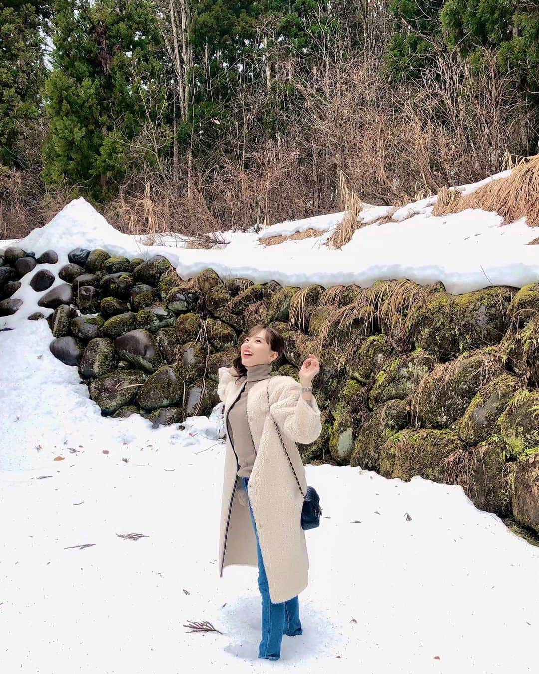 Aoiさんのインスタグラム写真 - (AoiInstagram)「先日の新潟ロケ☃️ 雪ー！となっております😎 今年初めての雪でした☃️ 足埋まってますが、普通の靴だったので ただただ冷たかった🤣  #新潟#新潟テレビ#旅ロケ#雪#冬」2月12日 17時37分 - aoioa