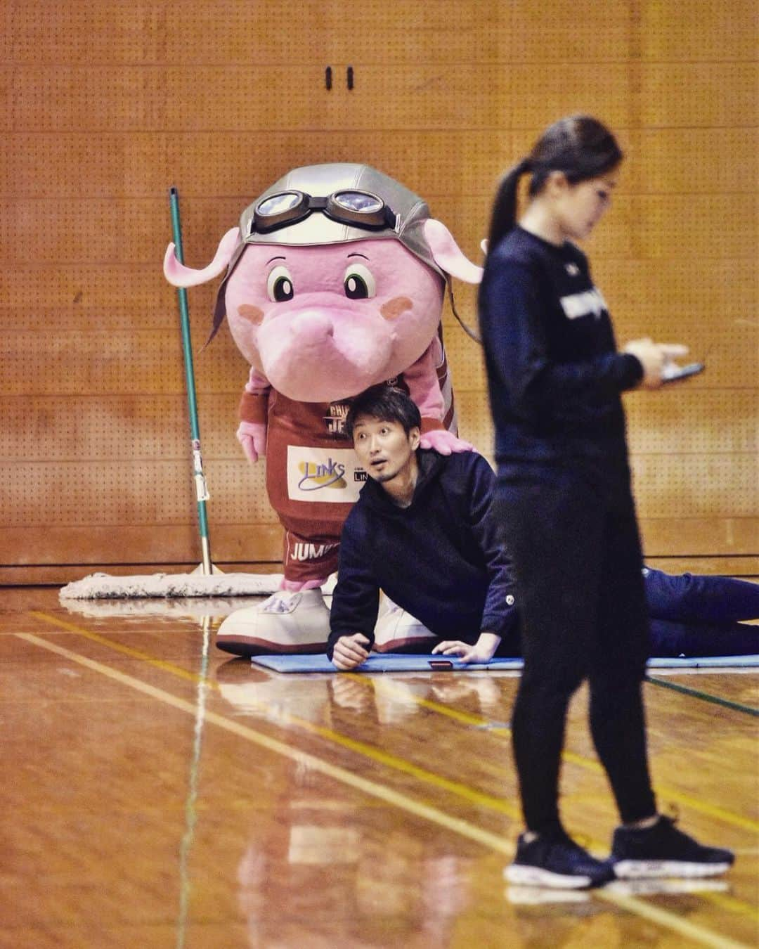 千葉ジェッツさんのインスタグラム写真 - (千葉ジェッツInstagram)「練習風景📸  #chibajets #Bリーグ #千葉ジェッツ #ジェッツ #basketball #バスケ #バスケ写真 #photo #photography #sports #ジャンボくん」2月12日 17時54分 - chibajets_official