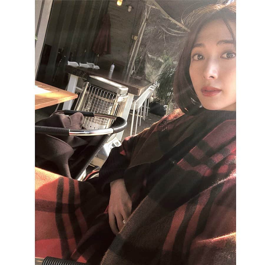 西山真以のグルメインスタ