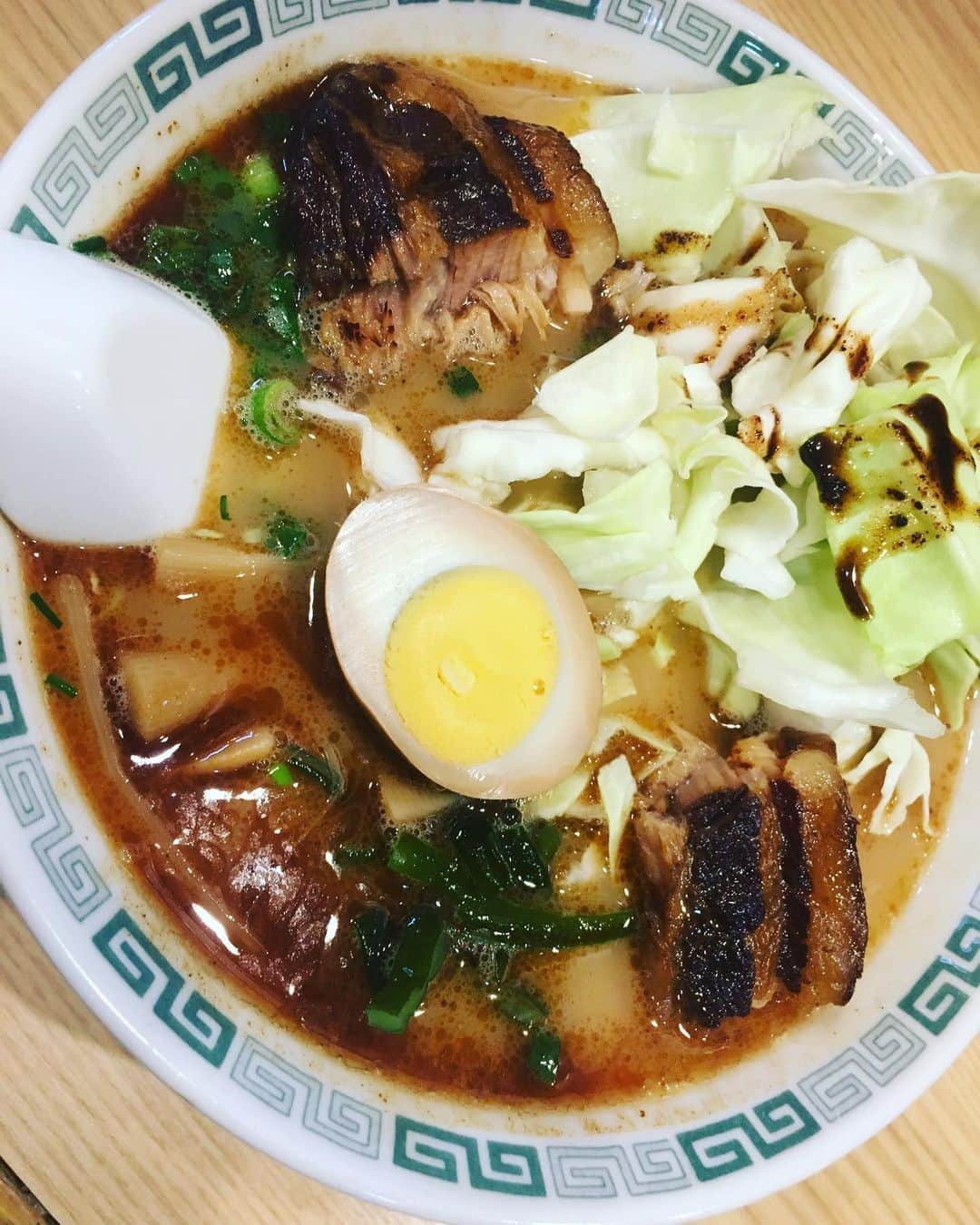 佐藤仁美さんのインスタグラム写真 - (佐藤仁美Instagram)「桂花ラーメン。 #渋谷 #桂花 #好物 #そろそろ #ヤバイな #始めよう」2月12日 18時58分 - sato.hitomi.19791010