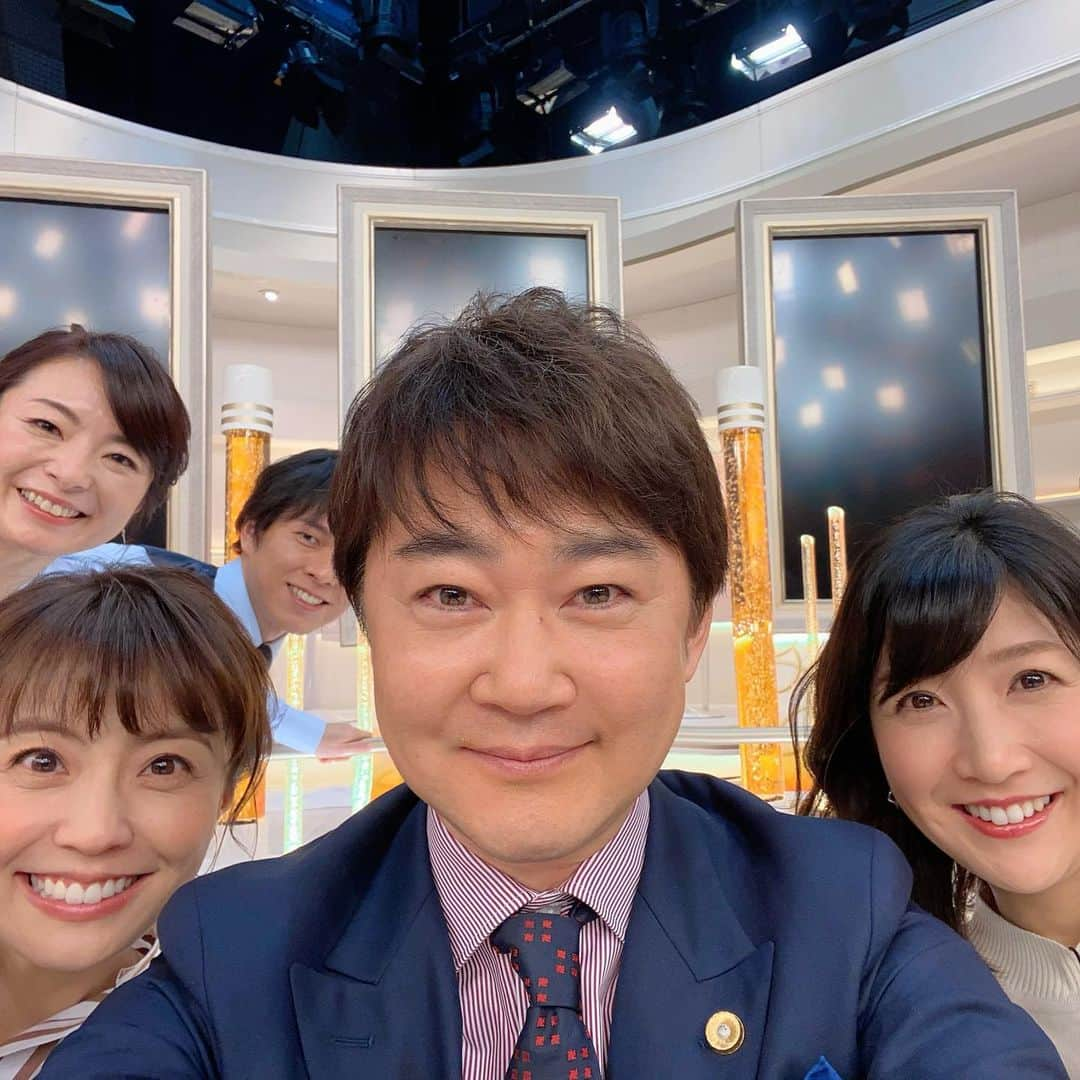 山岸久朗さんのインスタグラム写真 - (山岸久朗Instagram)「小林麻耶さん、めちゃめちゃええ人でビックリした。 この後8時から、グッとラックはじまるよ❗️ #立川志らく #小林麻耶 #グッとラック #tbsチャンネル」2月13日 6時45分 - yamaben