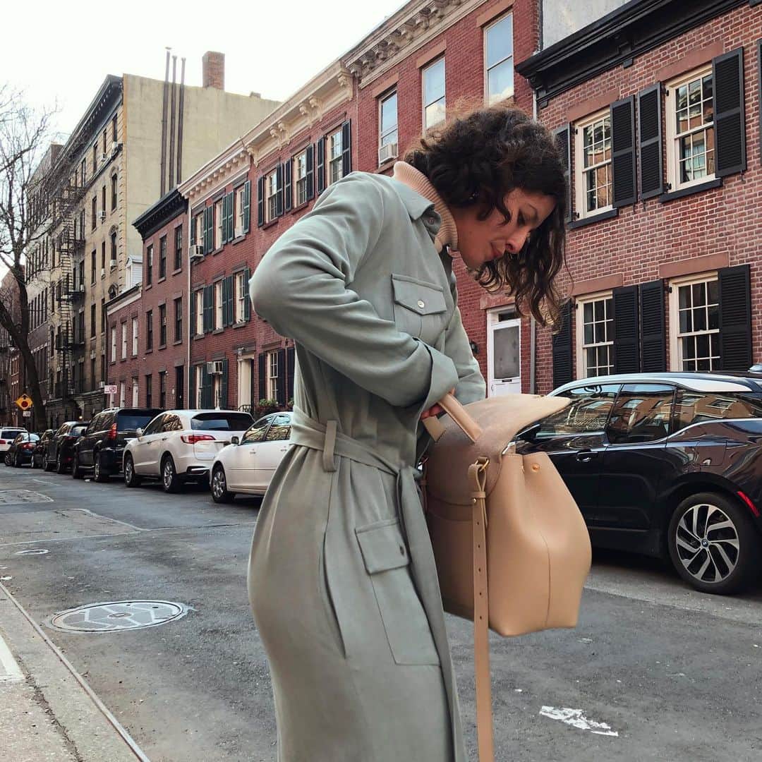 カーラ・デラスのインスタグラム：「🎞 A few days ago in NY 🔗」