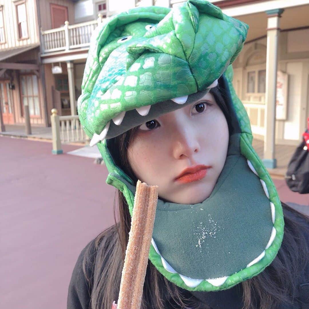 真山朔のインスタグラム：「🦖」